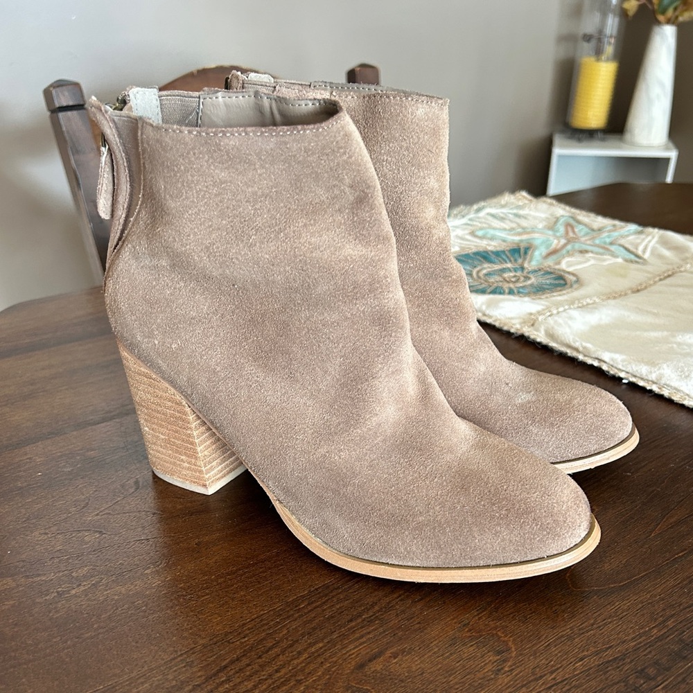 Women's Suede Ankle Boots
